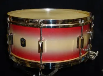 [B]1935 LEEDY 6.5 x 15 RED/CREAM/RED DUCO BROADWAY PARALLEL MODEL[/B]