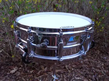 For Sale: Vintage Ludwig Supra