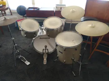 An MIJ Badge I've never seen before-not listed on VDG Either..........