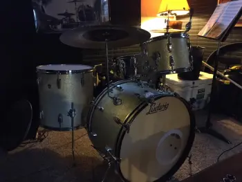 1965 Ludwig Super Classic Kit  22/13/16