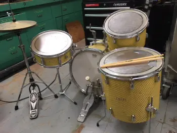 1960's? Pearl Kit