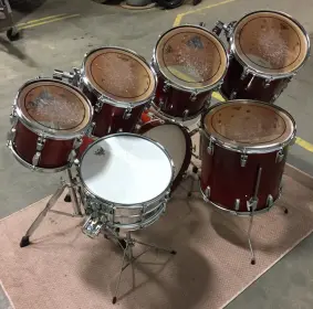 Ludwig 75th anniversary (84) kit. Looking to sell