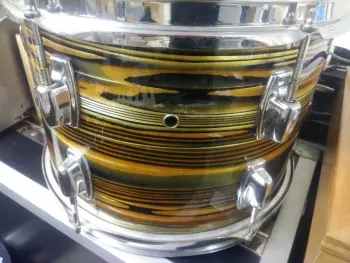 Help identifying this Ludwig Strata finish