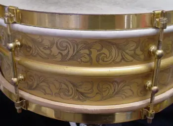 [B]1919-21 LUDWIG &amp; LUDWIG 5 x 14 ENGRAVED/GOLD PLATED TRIUMPHAL MODEL[/B]