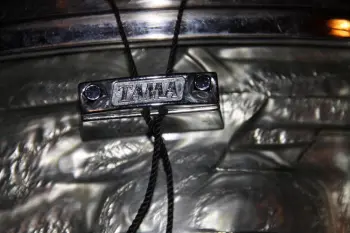 Weird ebay Slingerland tom.
