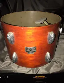 Yamaha Y badge D22 rewrap