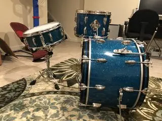 New Drum Day! 50's Slingerland Radio King (floor tom recommendations needed)