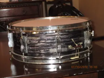 Oyster black pearl from Walopus looks GREAT!