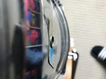 Sticking down 1976 Ludwig B/O badge reccomendations