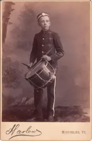 anyone want free jpeg's of drum related pics?