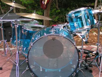 This is the Display Your Vistalite/Acrylic Drums Thread