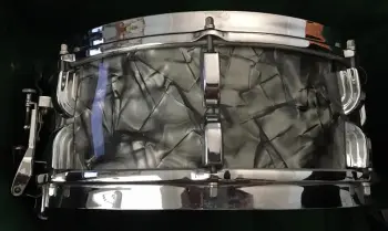 Leedy and Ludwig 5.5x14 Black Diamond with chrome