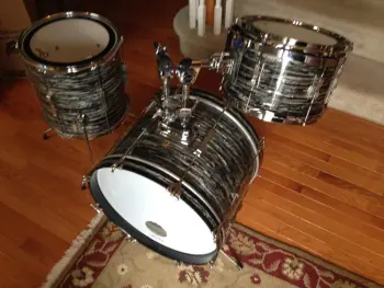 IN SEARCH OF: '60s Luddy Black Oyster
