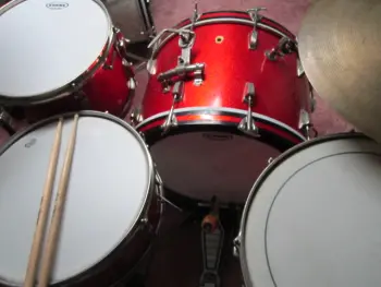 This is the Display Your Ludwig Drum Thread