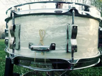 Is this a Buddy Rich model snare?