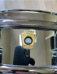 FS- Ludwig 6.5x14 Super sensitive 60's keystone badge