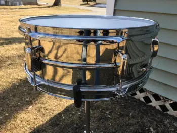 Another help me identify this snare thread