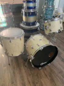 Leedy Fiesta Pearl Drums