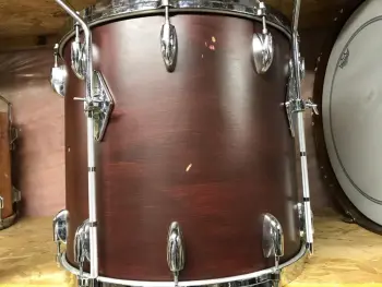 Converting a 16x18 Gretsch floor tom to a bass drum