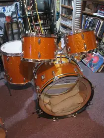 Latest Score: Stewarts In Orange/Gold