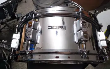 DC1000 Snare Drum
