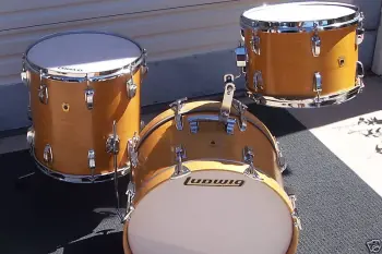 Vintage Ludwig 3-ply, 12x18 Bop!