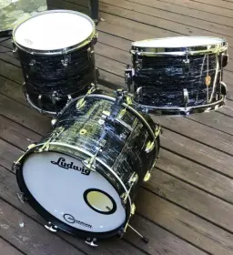 Vintage Ludwig 3-ply, 12x18 Bop!