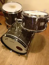 Sonor 60s snare drum Black Galaxy Sparkle finish