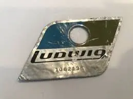 Ludwig blue/olive non serial # badge question.