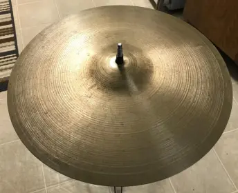 1960s Zildjian New Beat Top - Thin/Dark