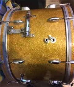 Found a really rare but really mangled Leedy Kit today