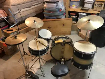The newbie and the 1950’s Slingerland Drum Set