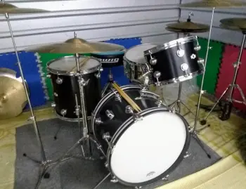 This is the Display Your Camco Drums Thread