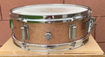 This is the Display Your Rogers Drums Thread