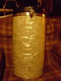 We're does get parts for a canister throne?