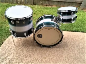 This is the Display Your Rewrapped Vintage Drums Thread
