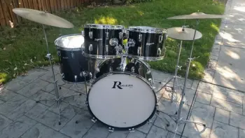 This is the Display Your Rogers Drums Thread