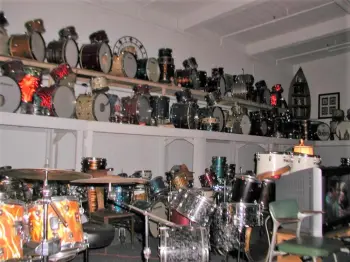 who made these Bollero drums ?