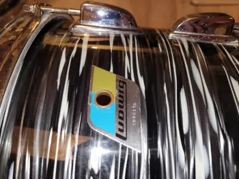 Late-70 (78?) Ludwig with 3 ply?