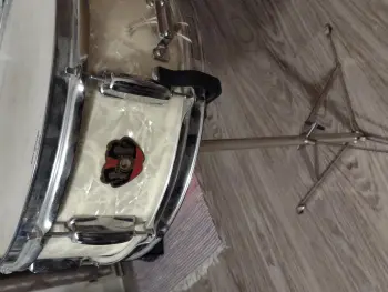 60's Lyra 8 lug snare