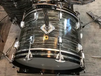 For Sale: 1968 Ludwig Hollywood Kit