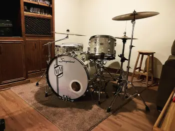 Replacing stripped spurs and floor tom bracket on early 70s slingerland kit