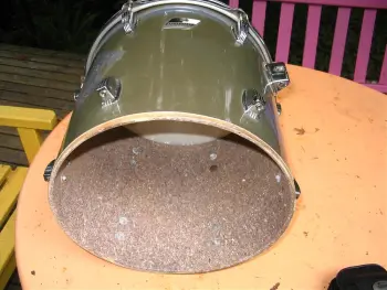 Ludwig black&amp; white badge