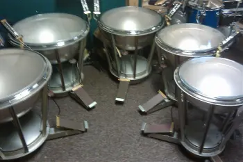 It's the &quot;show off your Rogers drums&quot; thread!