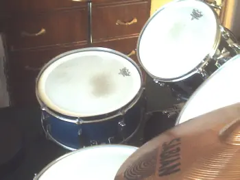 my pearl set with a radio king snare