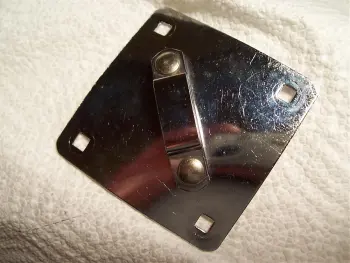 Need Slinger/Leedy Tom Bracket, '64