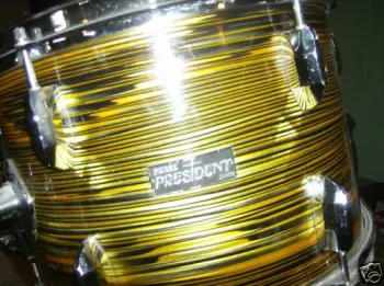 Pearl Tiger Eye Drum Set
