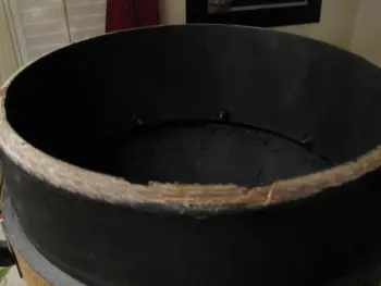 Remo Djembe in critical condition! Help!