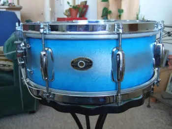 1961 Slingerland 8 Lug Student Model Refin Help!!