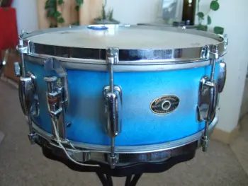 1961 Slingerland 8 Lug Student Model Refin Help!!